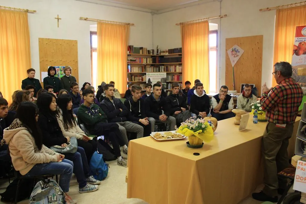 Albergo Diffuso Faller 0*,